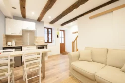 Pièce de vie du logement Coquette à Malestroit