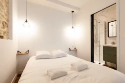 chambre de la location l'hermine à Vannes